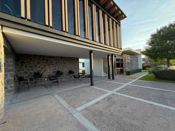 CASA NUEVA CON RECÁMARA EN PLANFA BAJA  Y 3 BAÑOS