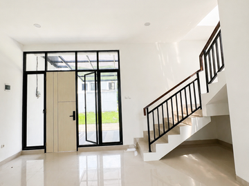 Serambi Jakarta Tipe Cattleya Rumah Siap Huni Lokasi Favorit