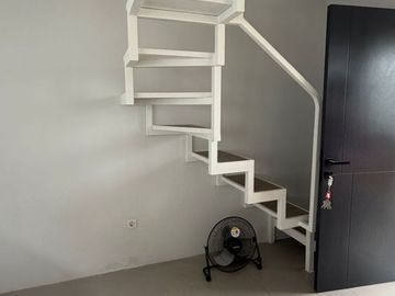 Disewakan Rumah Baru di Park Serpong - Rp. 32 jt / tahun, Sudah Include IPL, Bersih, Terawat
