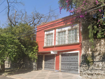 VENTA DE CASA EN SAN ANGEL, ÀLVARO OBREGÒN, CDMX.