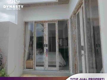 🏡 FOR RENT – Villa Mediterania Full Furnished di Mengwi