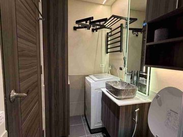 RENT TO OWN CONDO FOR SALE THE CIRRUS RESIDENCES IN BRIDGETOWNE PASIG BY RLC