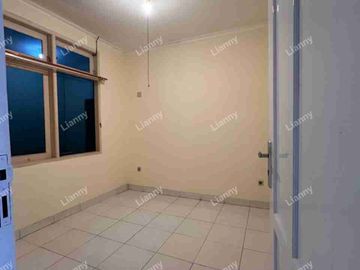Dijual Cepat Rumah 2 lantai siap huni akses tol bebas banjir di Taman Modern Cakung