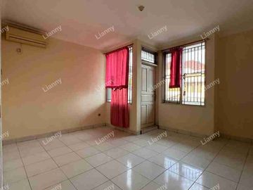 Dijual Cepat Rumah 2 lantai siap huni akses tol bebas banjir di Taman Modern Cakung