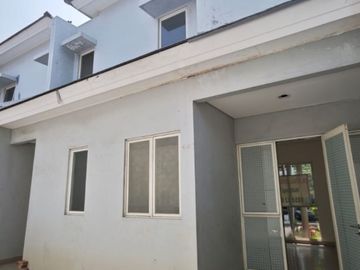 Jual Rumah Nyaman di Cluster Mississippi JGC LT 120 m² 3+1 Kamar Harga 2,2 M Nego