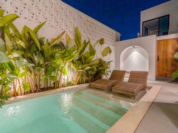 Luxury Tropical Villa for Sale in Bumbak, Kerobokan – North Kuta, Bali