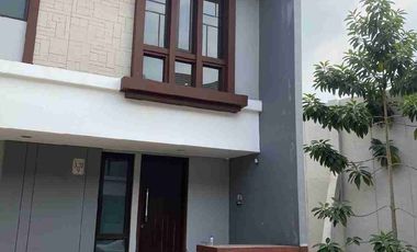 Disewakan Rumah Mozia Semi Furnished di BSD