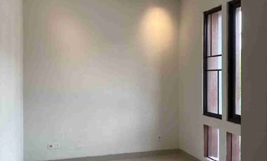 Disewakan Rumah Mozia Semi Furnished di BSD