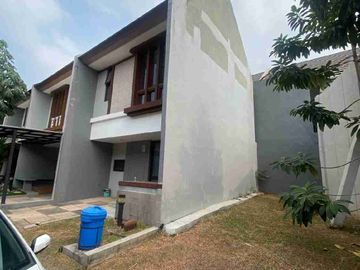 Disewakan Rumah Mozia Semi Furnished di BSD