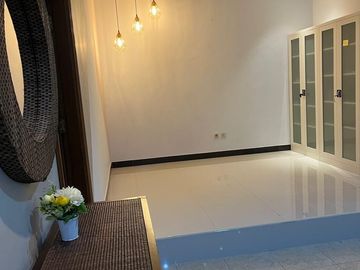 RUMAH DHARMAHUSADA MAS FULL FURNISHED (kecuali kasur)*HADAP SELATAN