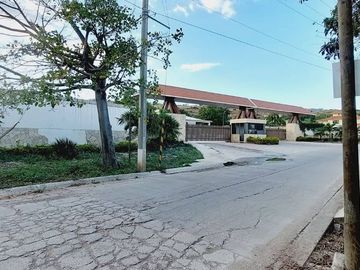 TERRENO EN VENTA DE 1 HECTAREA EN ZONA DEL CAMPESTRE