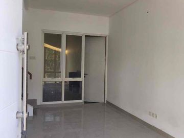 TURUN HARGA! Dijual Rumah dengan Smart Door Lock di Cluster Samata