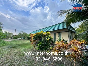 Land + 1-story house with garden, 400 sq.wa. (approx. 1600 sq.m.), near PTT gas station, Nong Pherangai, Nonthaburi, on Sai Noi-Wat Ton Chuek Road, al
