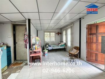 Land + 1-story house with garden, 400 sq.wa. (approx. 1600 sq.m.), near PTT gas station, Nong Pherangai, Nonthaburi, on Sai Noi-Wat Ton Chuek Road, al