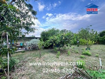 Land + 1-story house with garden, 400 sq.wa. (approx. 1600 sq.m.), near PTT gas station, Nong Pherangai, Nonthaburi, on Sai Noi-Wat Ton Chuek Road, al