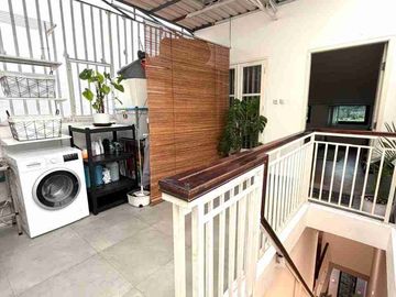 Rumah Estetik Cakep Taman Palem Lestari