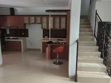 Rumah Murah dekat LRT ,Tol dan stasiun di Cipinang Jakarta Timur