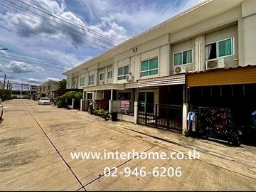 Two-story townhome, 17.8 sq.wah, J-Town Exclusive Rangsit-Khlong 1, Soi Rangsit-Nakhon Nayok 34/1, Rangsit-Nakhon Nayok Road, Thanyaburi, Pathum Thani
