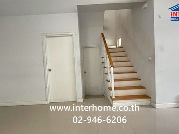 Two-story townhome, 17.8 sq.wah, J-Town Exclusive Rangsit-Khlong 1, Soi Rangsit-Nakhon Nayok 34/1, Rangsit-Nakhon Nayok Road, Thanyaburi, Pathum Thani