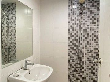 Two-story townhome, 17.8 sq.wah, J-Town Exclusive Rangsit-Khlong 1, Soi Rangsit-Nakhon Nayok 34/1, Rangsit-Nakhon Nayok Road, Thanyaburi, Pathum Thani