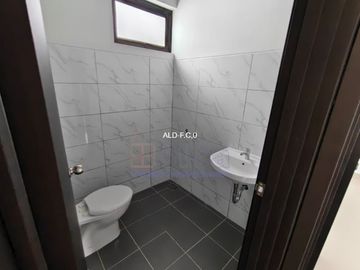 Rumah 2 LT Royal Vasa Residence Siap Huni – Batam Centre
