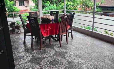 Rumah Hook di Mega Cinere Depok Jawa Barat