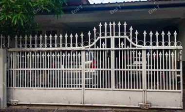 Rumah Hook di Mega Cinere Depok Jawa Barat