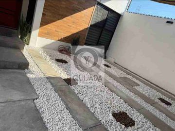 Casa en venta en Tequisquiapan , Una planta, 3 recámaras, jardín,  y a solo 5 minutos del centro en auto.