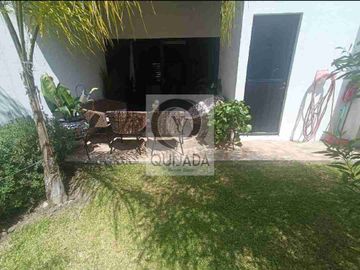 Casa en venta en Tequisquiapan , Una planta, 3 recámaras, jardín,  y a solo 5 minutos del centro en auto.