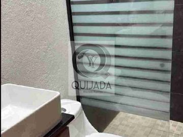 Casa en venta en Tequisquiapan , Una planta, 3 recámaras, jardín,  y a solo 5 minutos del centro en auto.