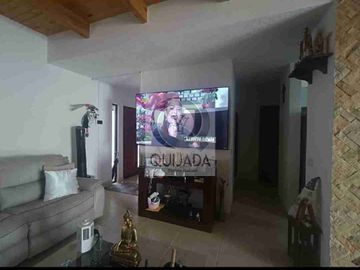 Casa en venta en Tequisquiapan , Una planta, 3 recámaras, jardín,  y a solo 5 minutos del centro en auto.