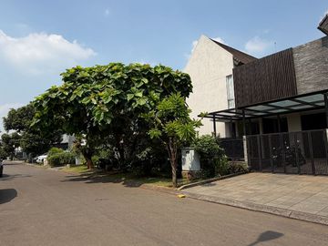 Dijual Rumah Tropical Villa Cluster Sapphire Gading Serpong, Tangerang