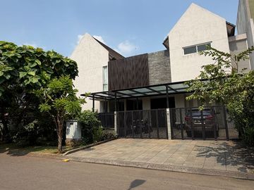 Dijual Rumah Tropical Villa Cluster Sapphire Gading Serpong, Tangerang