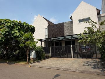 Dijual Rumah Tropical Villa Cluster Sapphire Gading Serpong, Tangerang