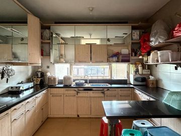 Dijual Rumah Tropical Villa Cluster Sapphire Gading Serpong, Tangerang
