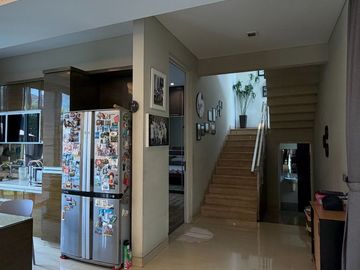 Dijual Rumah Tropical Villa Cluster Sapphire Gading Serpong, Tangerang