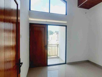 Promo Merdeka Rumah 2 Lantai Harga 1 Lantai di Pocis, Bakti Jaya, Tangsel