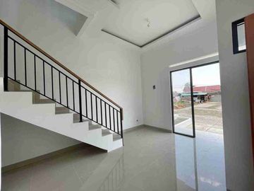 Promo Merdeka Rumah 2 Lantai Harga 1 Lantai di Pocis, Bakti Jaya, Tangsel