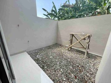 Promo Merdeka Rumah 2 Lantai Harga 1 Lantai di Pocis, Bakti Jaya, Tangsel