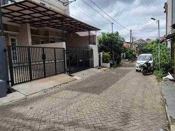Rumah 2 Lantai di Bintaro, Pd. Aren