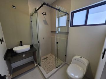 SE VENDE CASA DE UN PISO, ZONA DE EL MIRADOR, QUERÉTARO