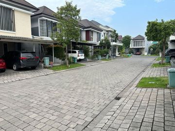 Dijual Rumah Siap Huni Di Graha Natura 15 Menit Ke Pakuwon Mall Surabaya Barat