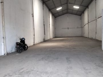 SEwa Tahunan Gudang Siap Pakai di Kalijudan Kenjeran Surabaya Hanya 110Jt/th