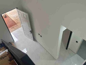 Rumah Dijual Di Delatinos BSD (MDB54)