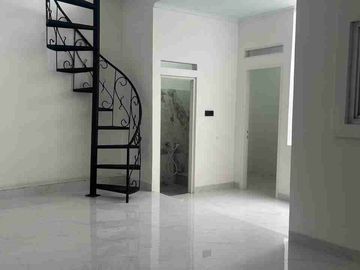 Rumah Dijual Di Delatinos BSD (MDB54)