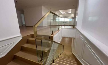 For Sale Spacious 4 Bedroom home in Salcedo