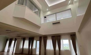 For Sale Spacious 4 Bedroom home in Salcedo