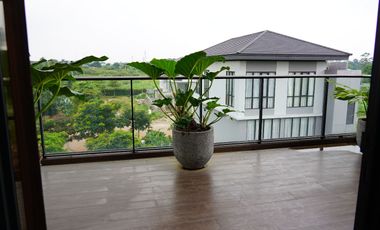 Garden residence At Emeralda Golf Cimanggis