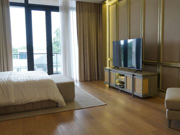 Garden residence At Emeralda Golf Cimanggis