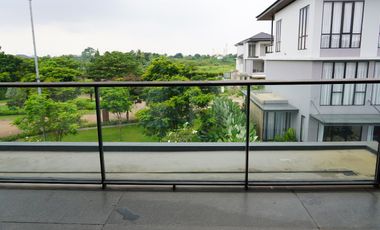 Garden residence At Emeralda Golf Cimanggis